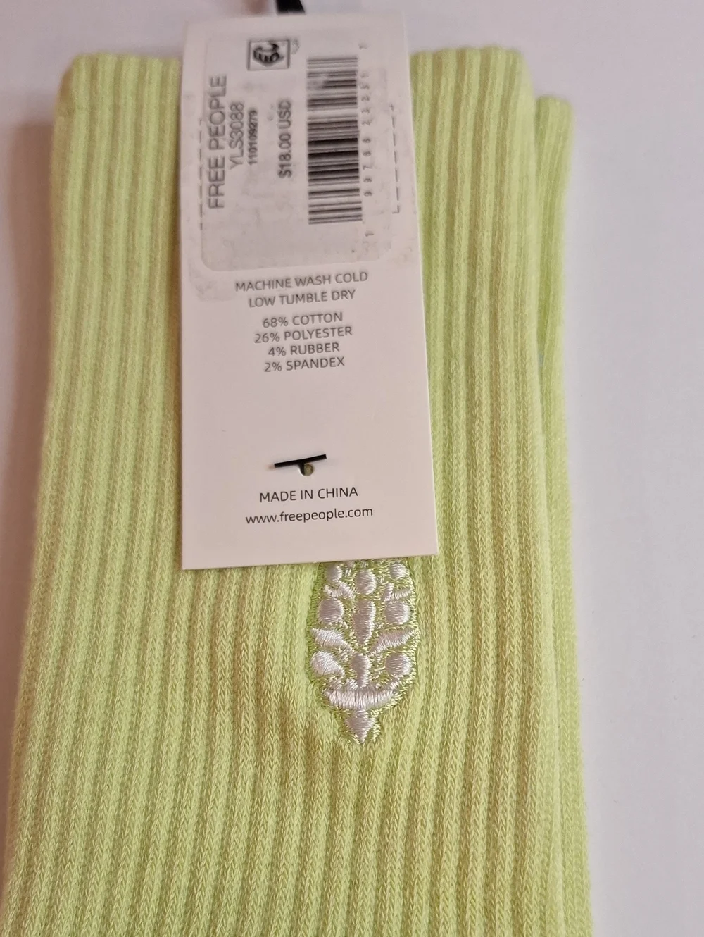 NWT Free People Crew Socks
